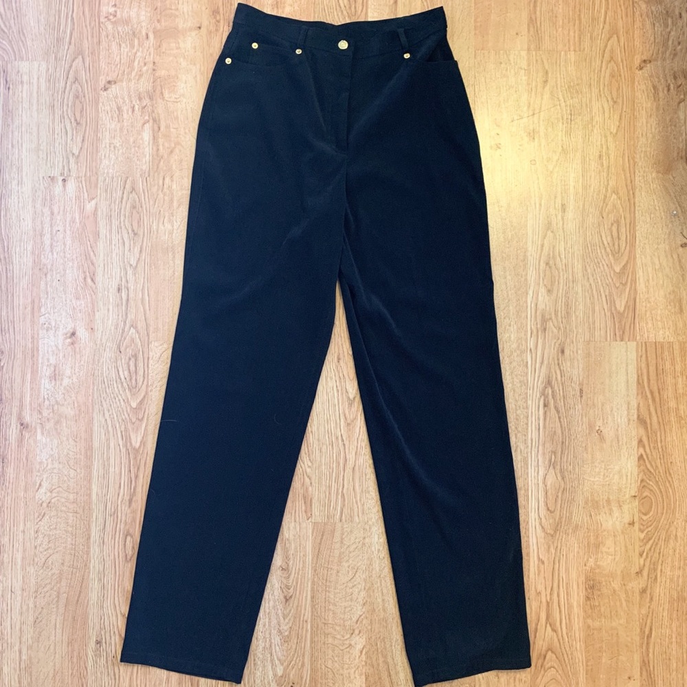 St. John Sport  Black Straight Legged Pants 10